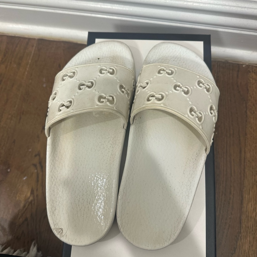 gucci pursut slides size 37 women